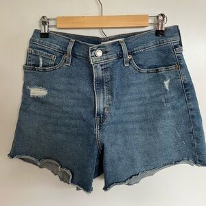 Levi shorts